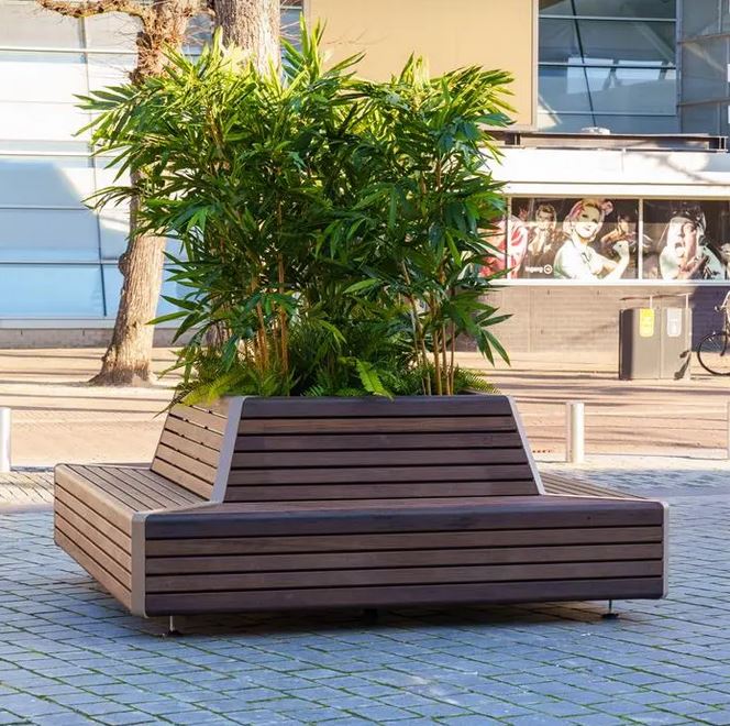 Eckbank mit Pflanzgefäß Storr 